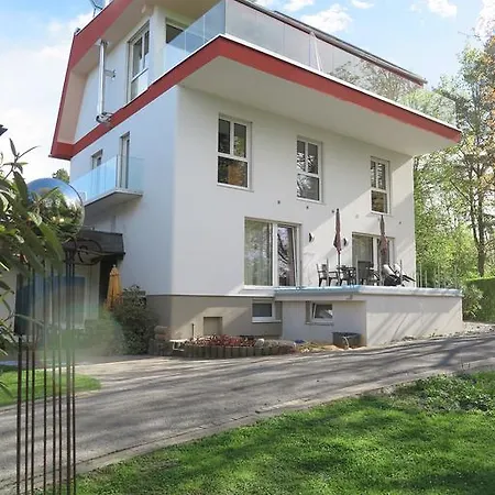 Im Garten - Haus Daniela グラーツ