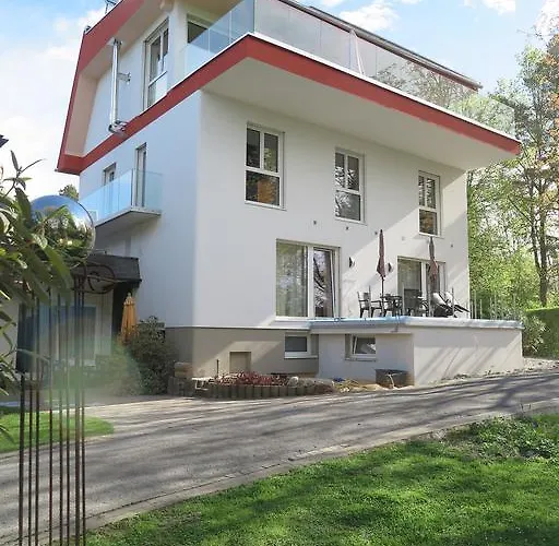 Im Garten - Haus Daniela Graz